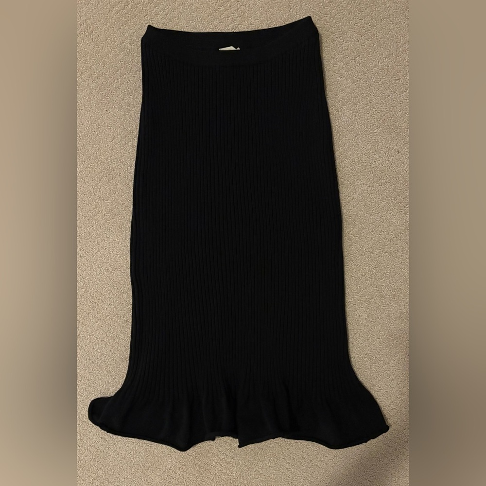 Khaite Sapphi Flounce-Hem Rib Knit Midi Skirt Black - Picture 2 of 7